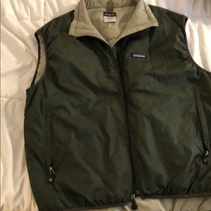 Patagonia puff vest